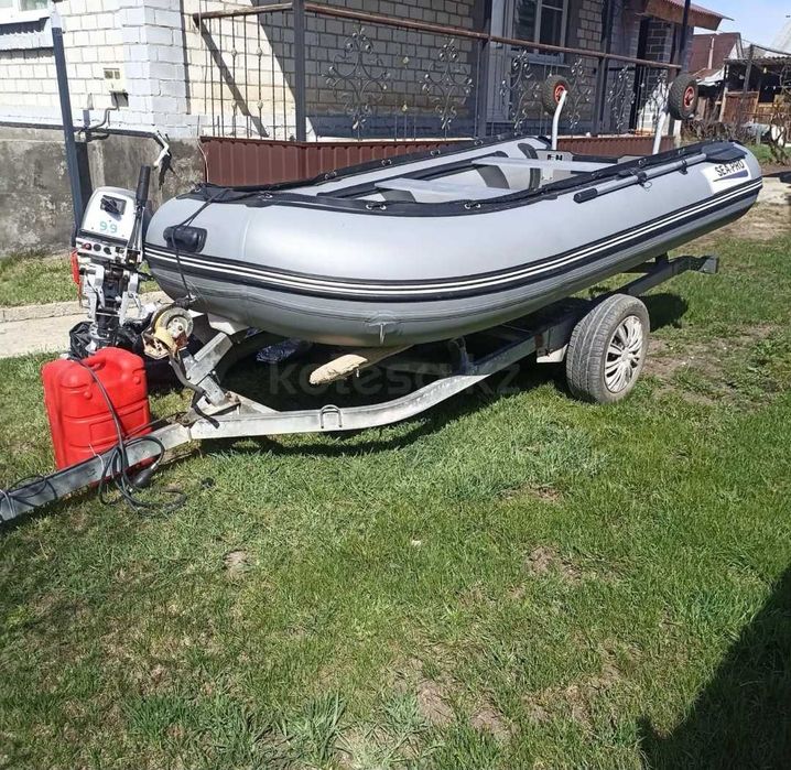 Продам лодку Sea Pro