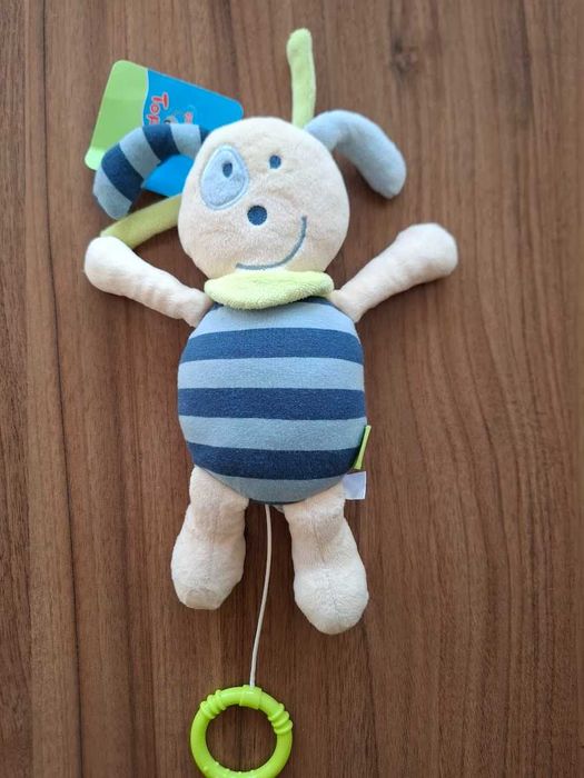 Нова музикална бебешка играчка