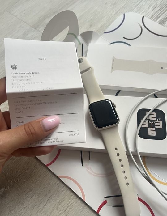 Apple Watch SE 2 40mm GPS + Cellular Starlight, 94% АКБ