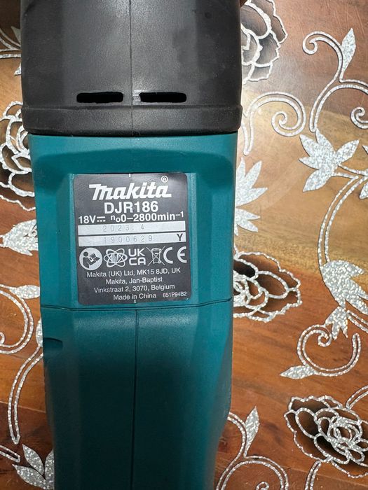 Fierăstrău tip sabie