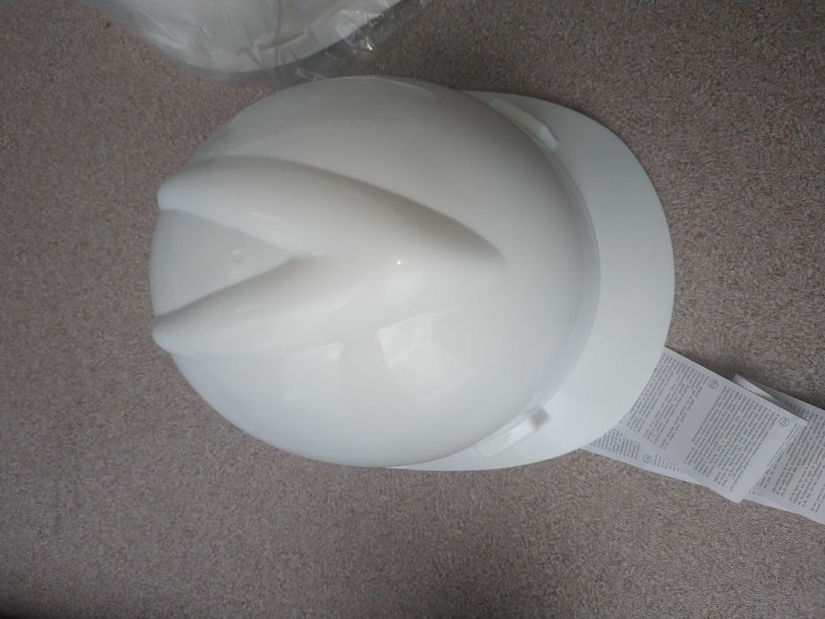 Каска защитная msa