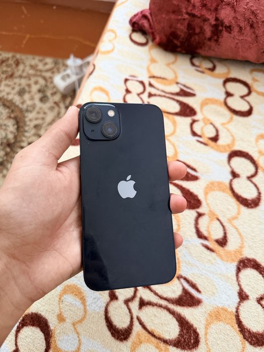 Iphone 13 Icloud ка тусып калган