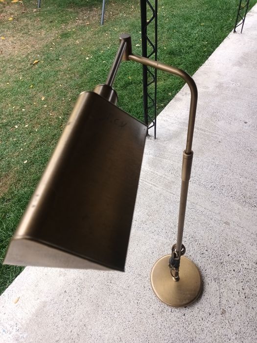 Lampă de podea din alamă