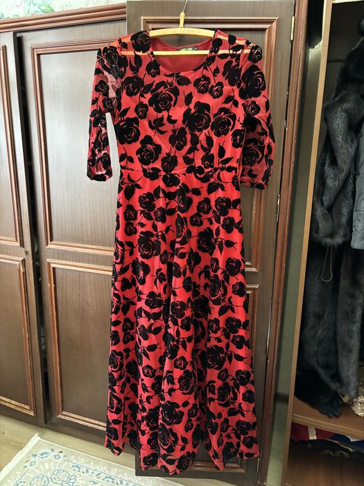 Әйелдер кешкі көйлегі