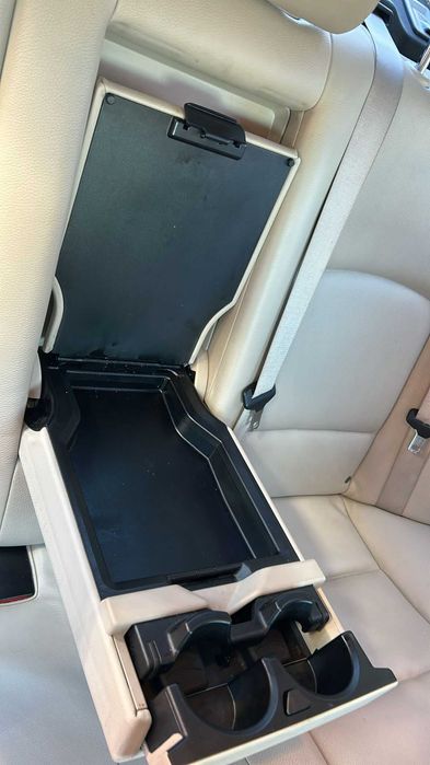 Dezmembrez BMW F10 an 2011 cod motor n47 d20 C