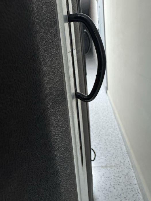 Автобокс  Багажник для автомобилей пенал