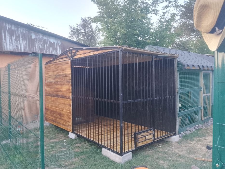 Вальер , кледка , будка в наличии и под заказ. Установка. Доставка