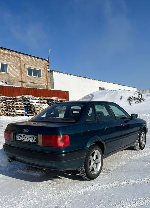 Продам Ауди 80 б4