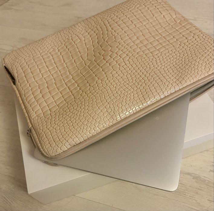 MacBook Air M1 (2020)