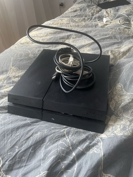 PlayStation4 in stare foarte buna