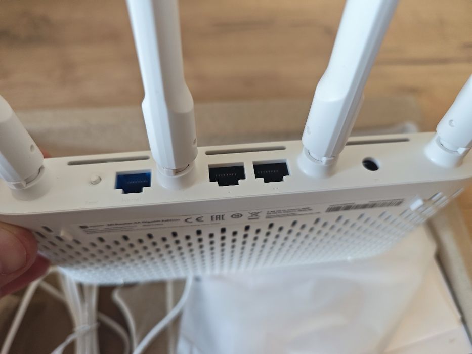 Продам роутер Xiaomi