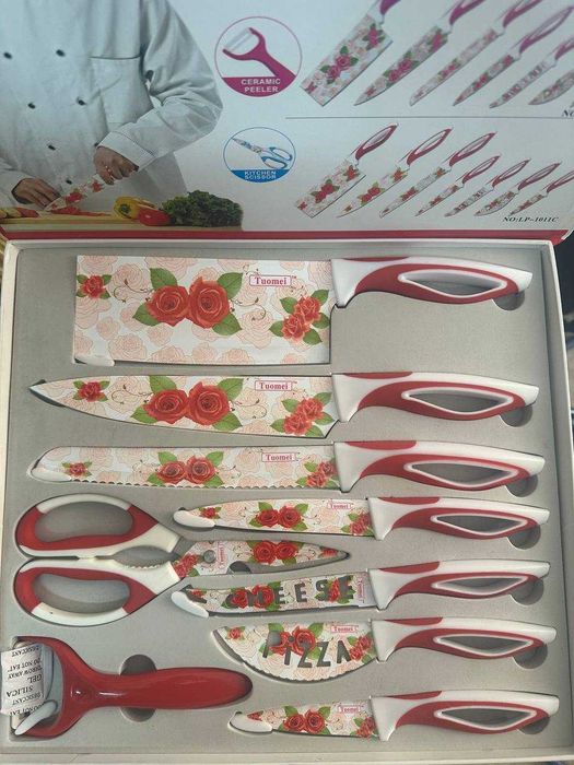 Продается 2 новых кухонных набора ножей