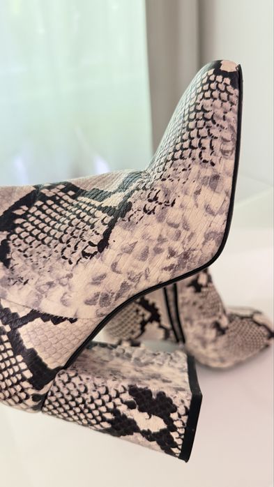 Cizme zara snake print