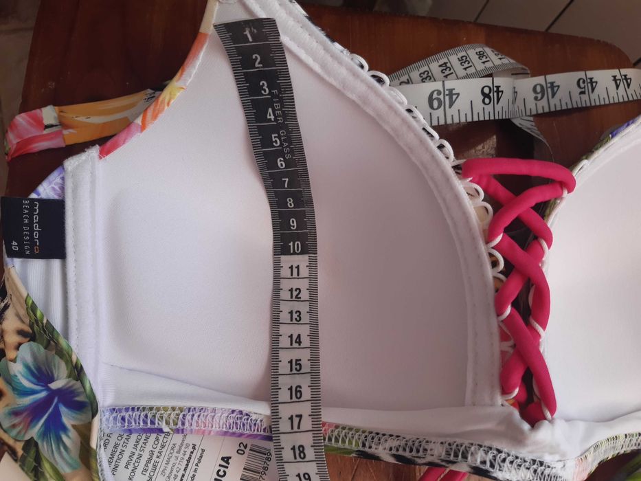 рокля и бански нови