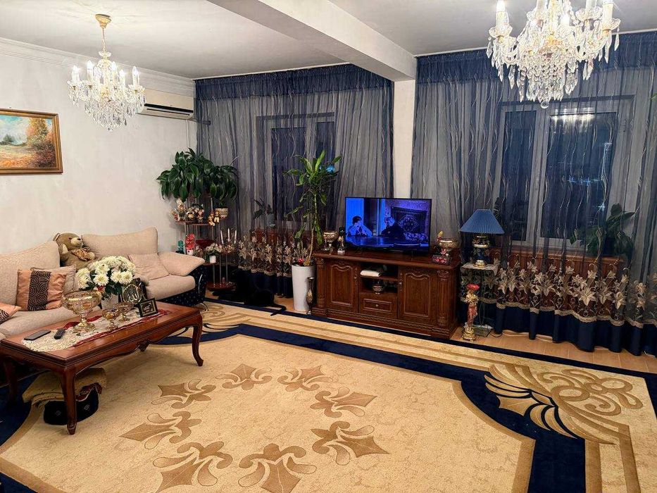 Продаться 3 комнатная квартира (госпитальный)