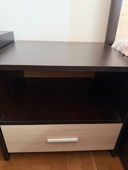 Нощни компактни шкафчета