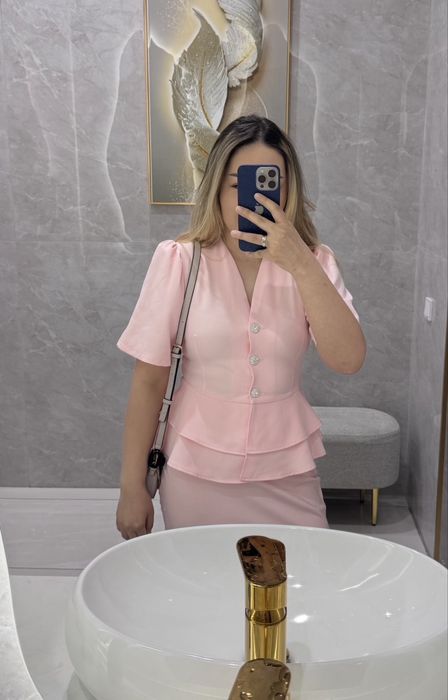 Продам платья носила 1 раз