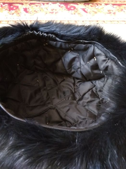 Продам  шапку песец и воротник каракули