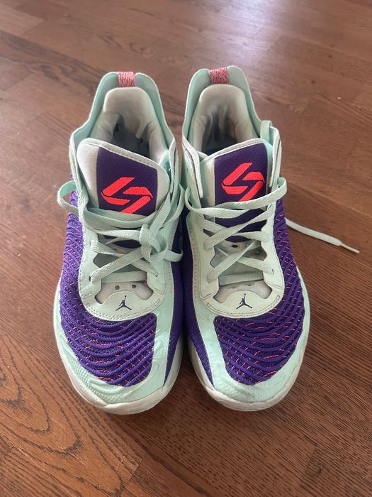 Баскетбольные кроссовки Nike Jordan