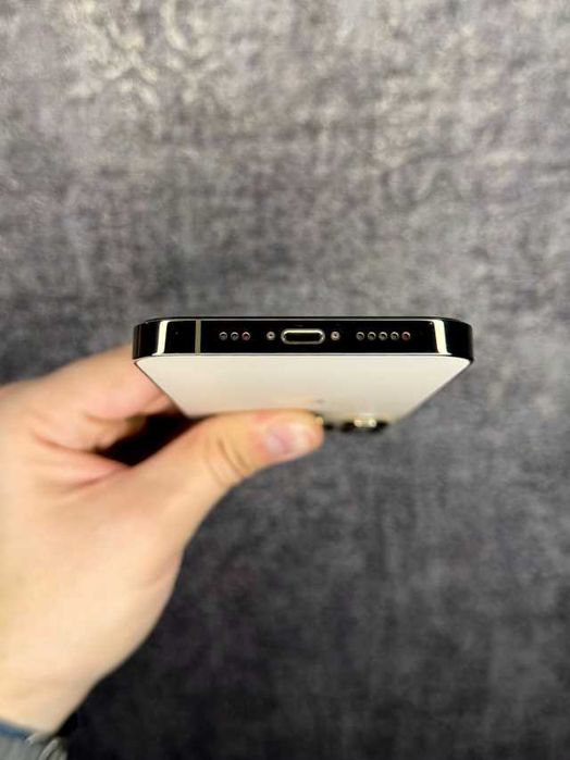 iPhone 13 Pro 256GB Gold.