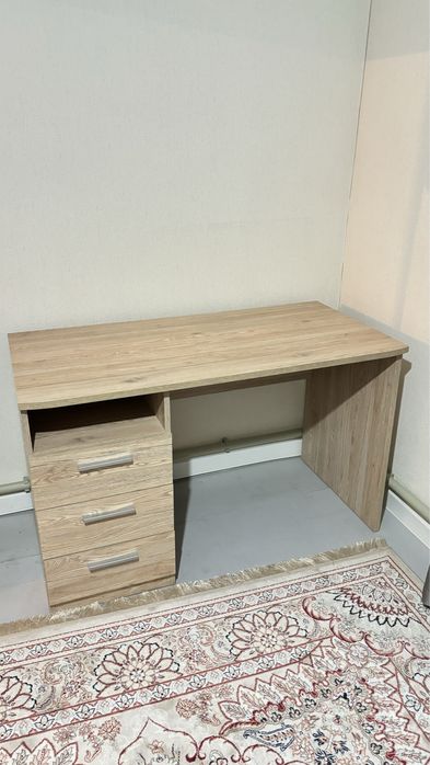 Продается комплект мебели для спальни