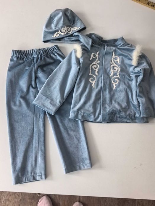 Казахский национальный костюм