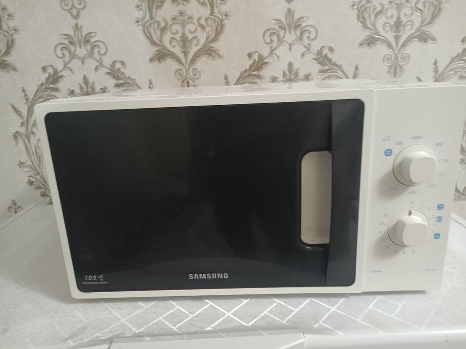 Продам микроволновку Беко 18т