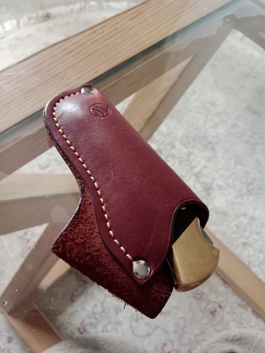 Для переноса на поясе.