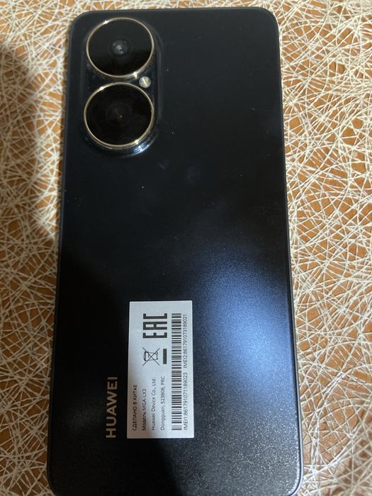 Huawei nova Y73 256гб