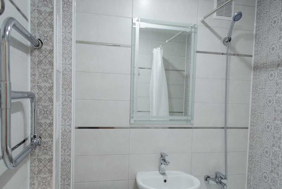 Дава се под наем Едностаен апартамент в Пловдив, Младежки Хълм - 45 кв.м за 224.4 € - Снимка #2