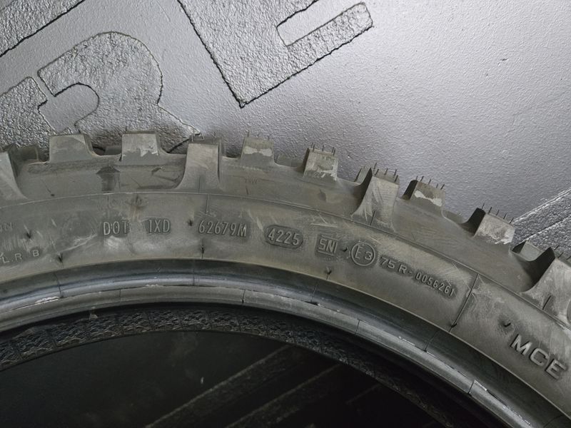 140/80/18  METZELER