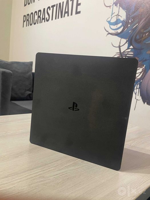 Playstation 4- 1 TB прошитый с Играми.