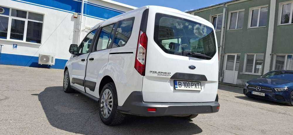 5
Ford Tourneo in stare foarte buna de functioare, deductibila!