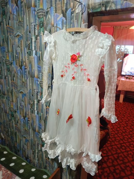 Продам детское платье