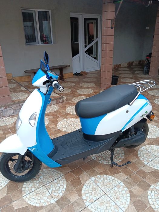 Scuterul electric  nou