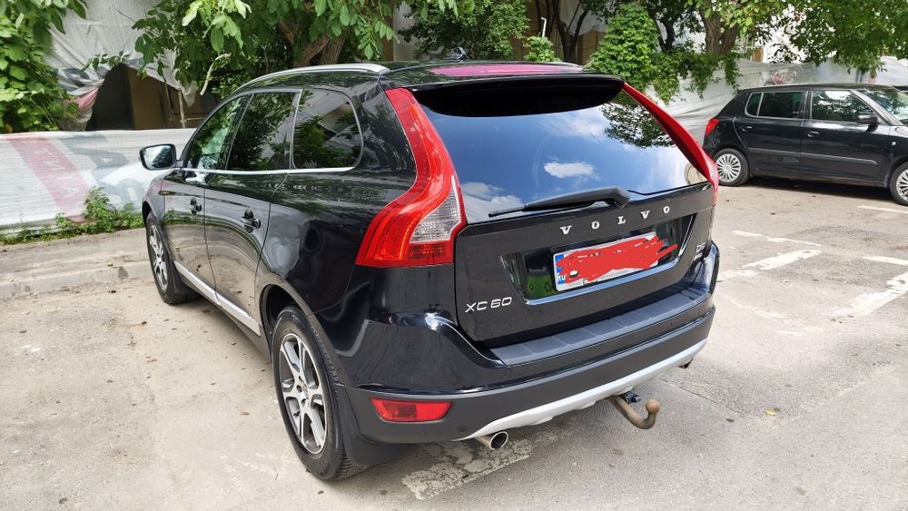 VOLVO XC60 2011 — imagine 2