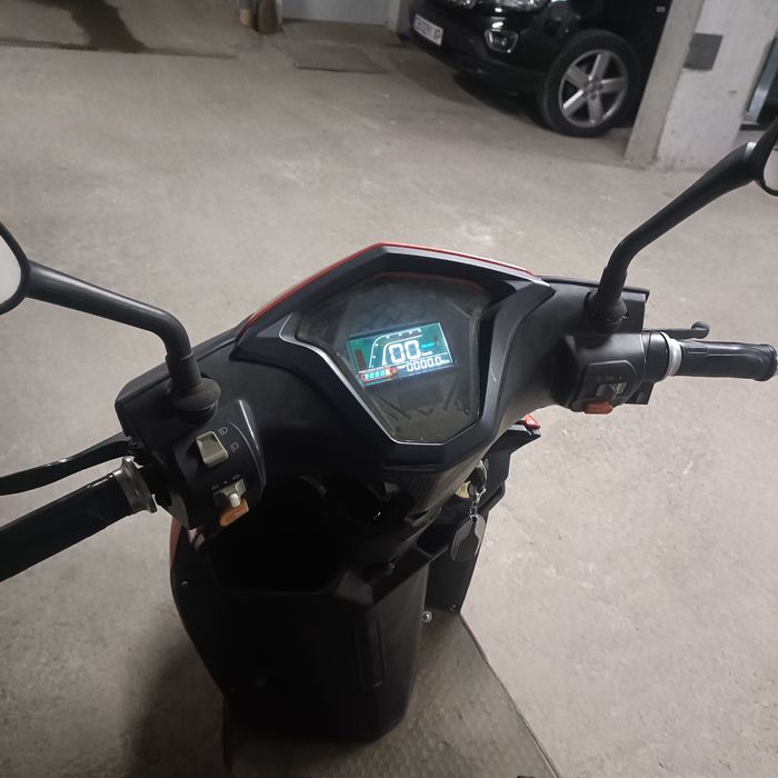 скутер електрически ОПАЙ