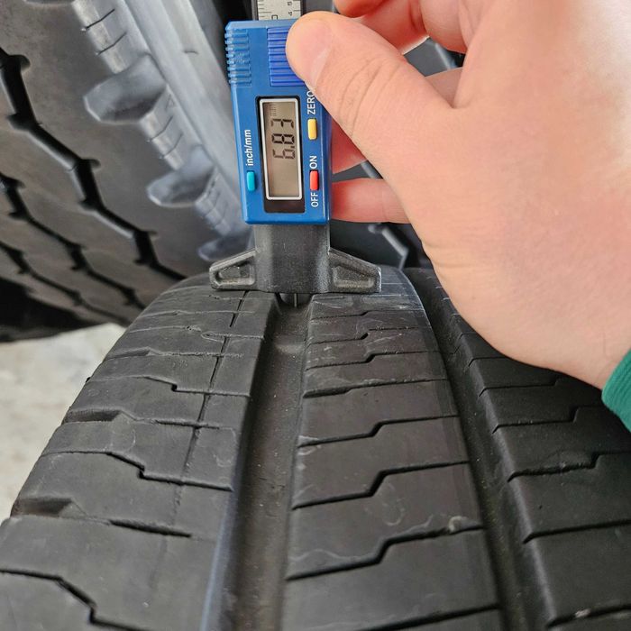 2 летни бусови гуми 235/65R16C Continental VanContact Eco 115/113R DOT2023 made in Slovakia