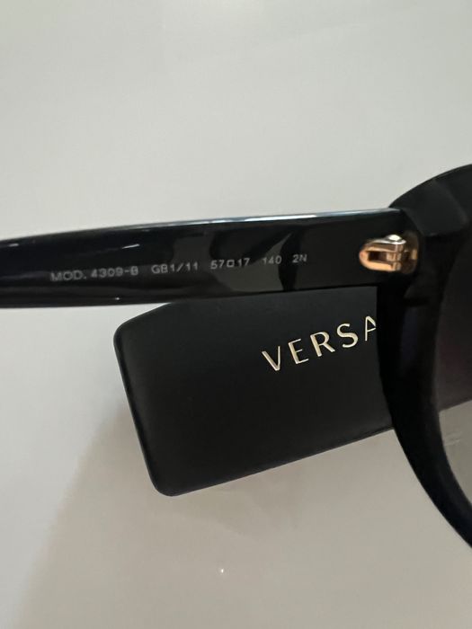 Слънчеви очила Versace