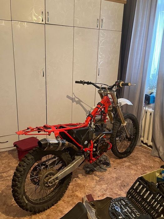 Продам эндуро 06