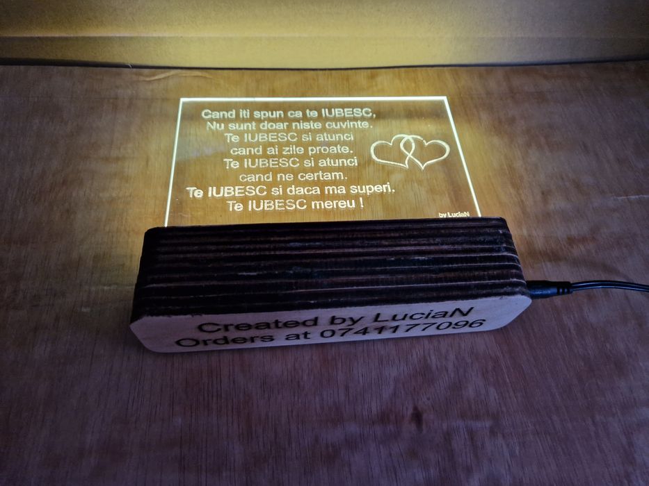 Placheta personalizata iluminata cu LED