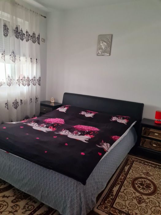 VAND apartament 2 camere, urgent !!