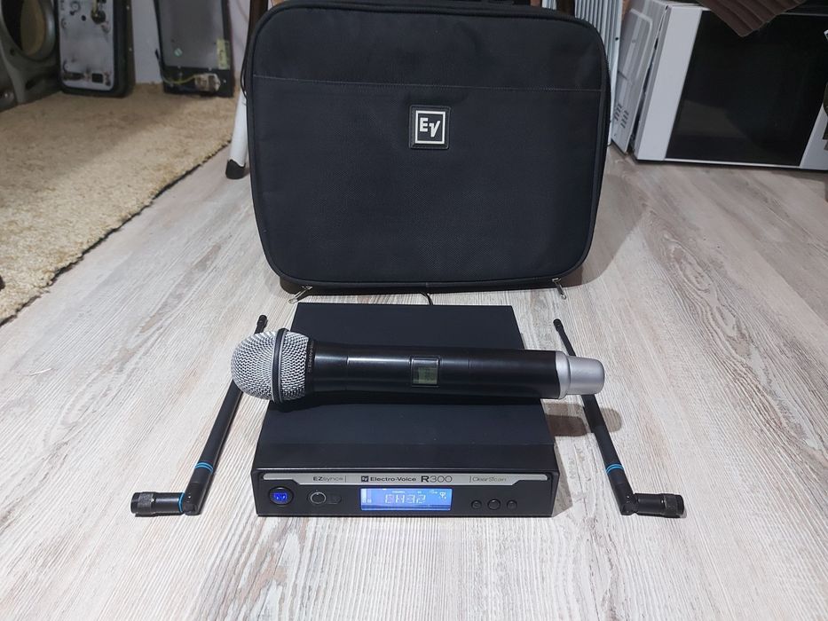 Electro Voice R300 original