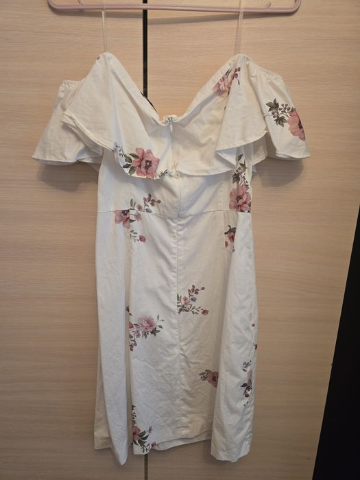 Бяла официална рокля с цветя Reserved