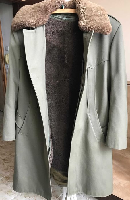 Колекция от военни униформи