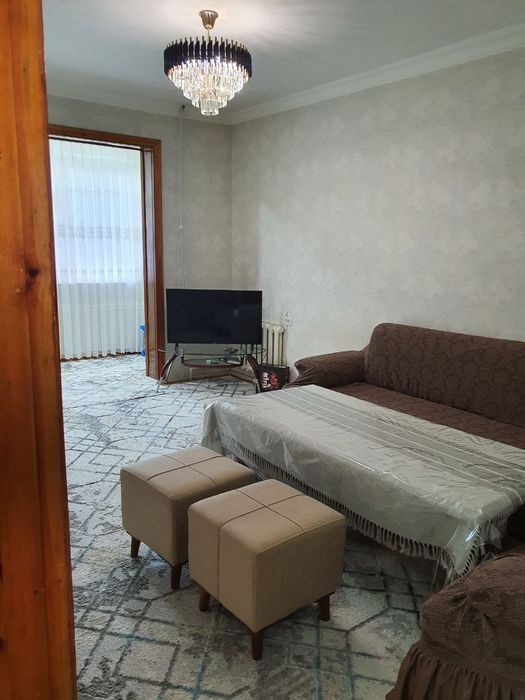 Yunusobod 15 kv 3/2/4 uy sotuvda  Turkiston metro 200 metr