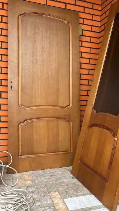 деревянные двери