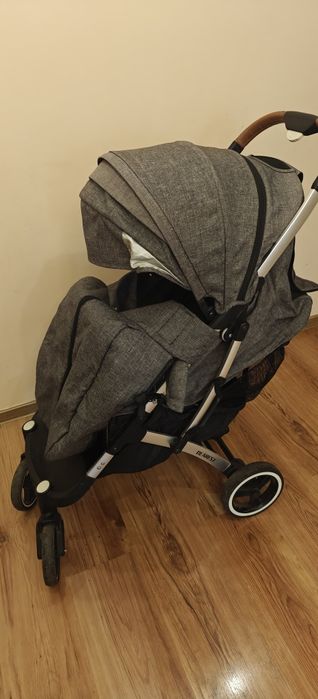 Продам детскую коляску
