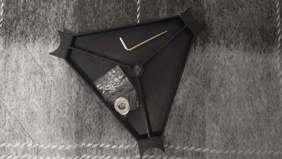 Продам треногу SVBONY SV225T