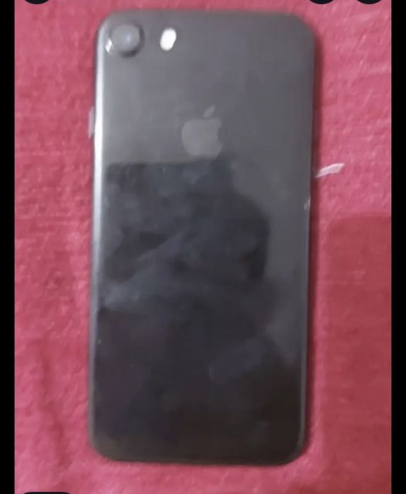 Айфон 7 сатылады срочна!!! 30к бүгін болса 25